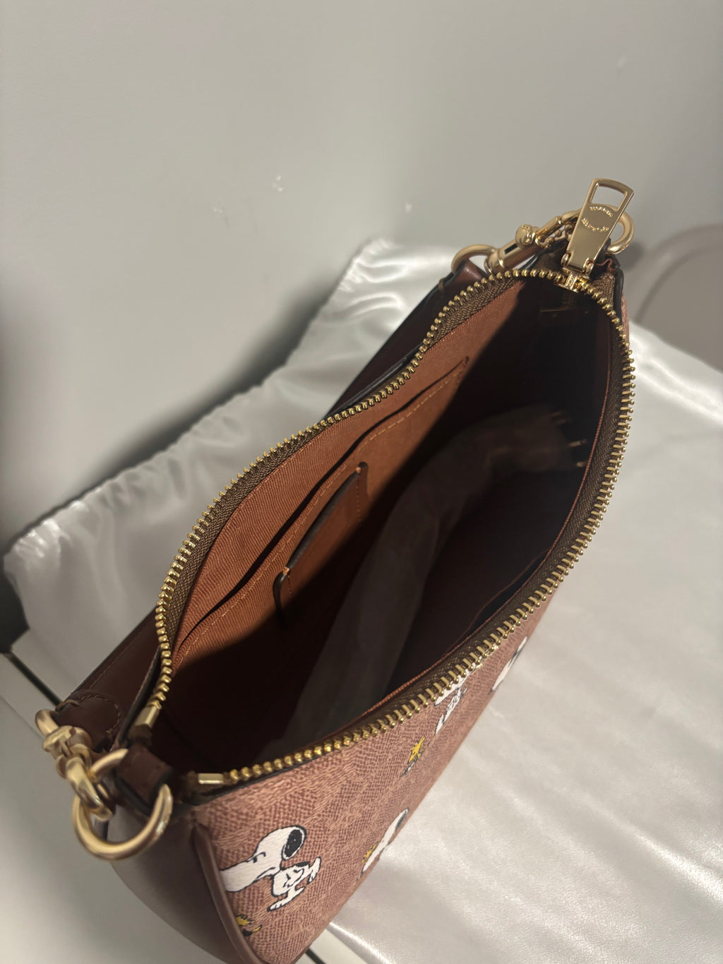 Peanut Snoopy Teri Shoulder Bag